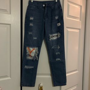 Cute high waisted jeans